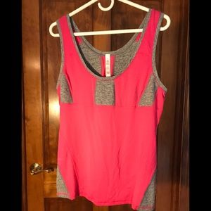 Lululemon athletic top